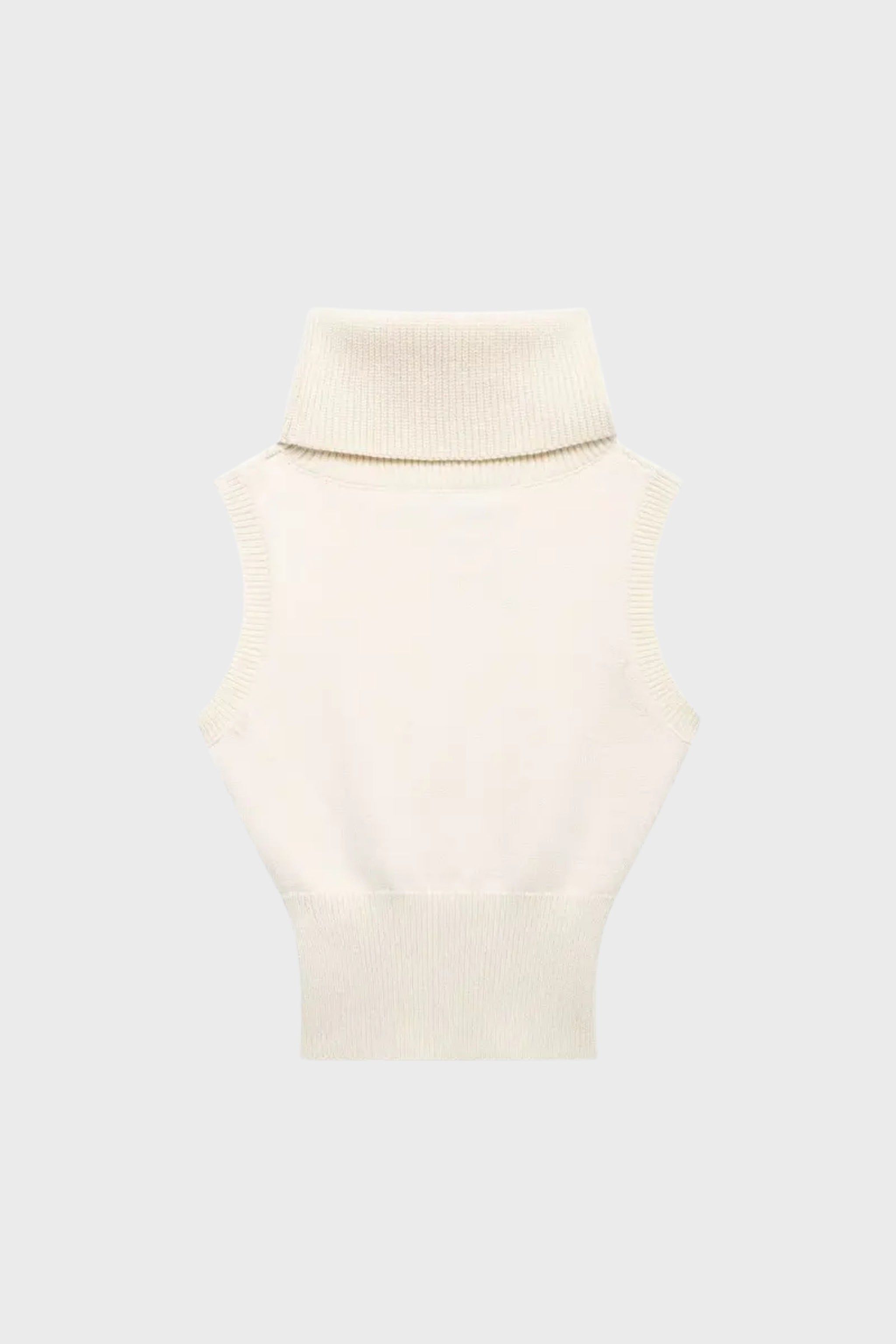 Lena Turtleneck - cozy and fitted knit top in a sleek design